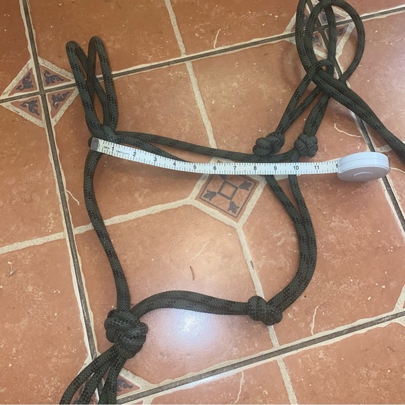 Large Olive Rope Halter - Picture 4 of 4